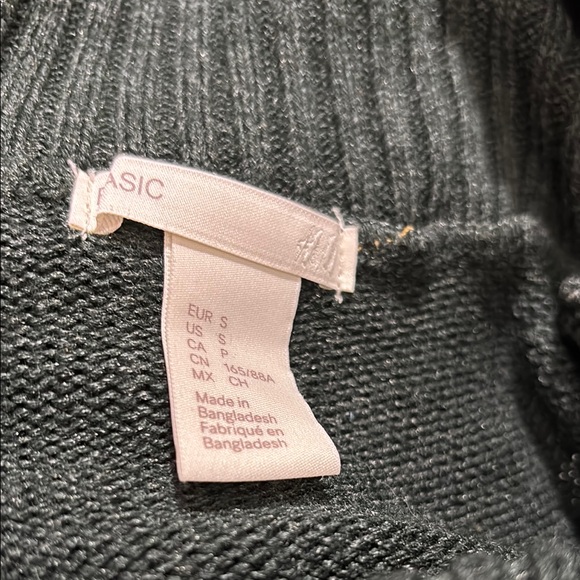 H&M Women's Green Sweater - Picture 6 of 7